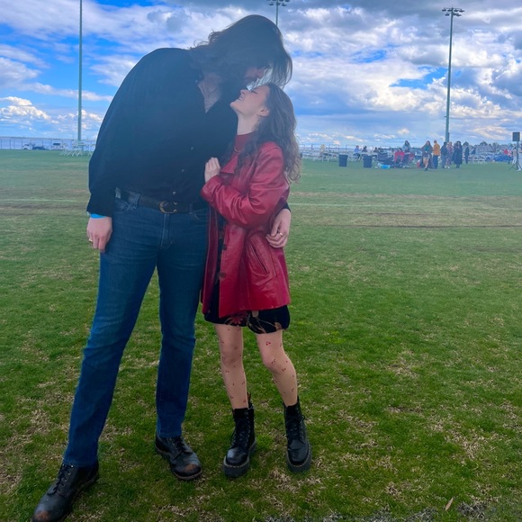 Meet your Posher, Elsa - Picture 1 of 1